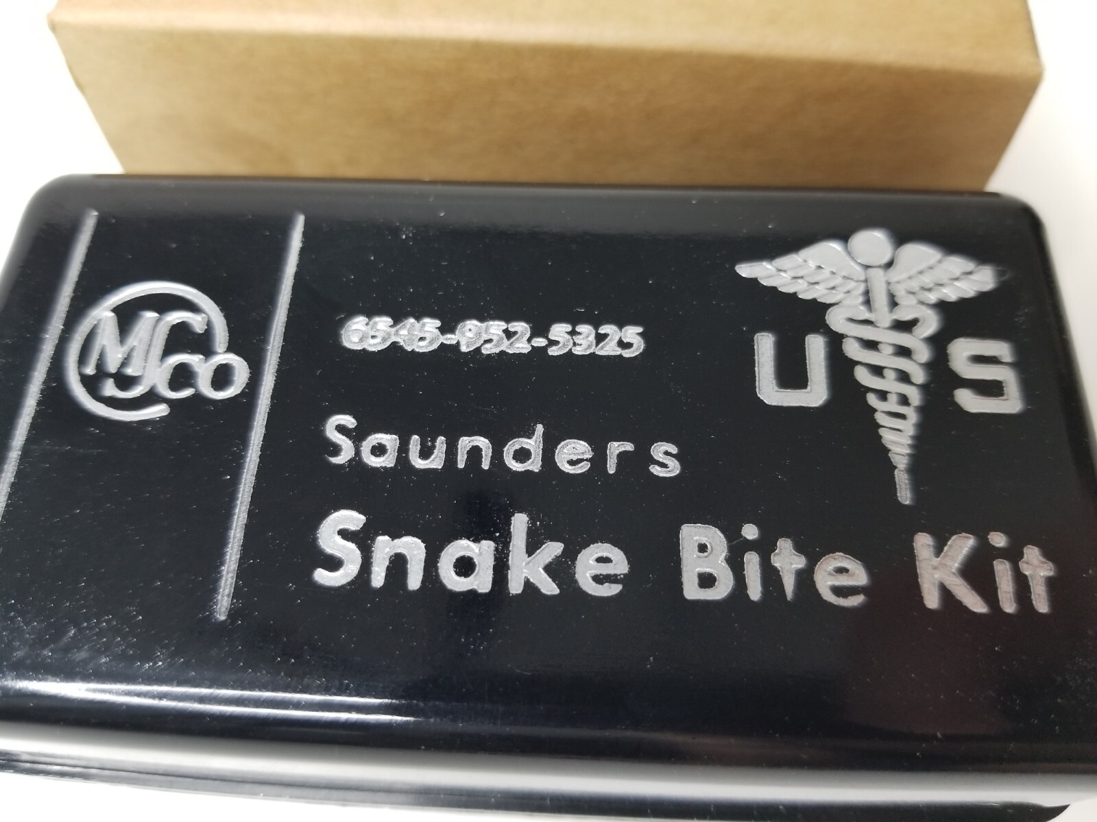 Vintage Saunders’ Snake Bite Kit Medical Supply Co. NEW OLD STOCK