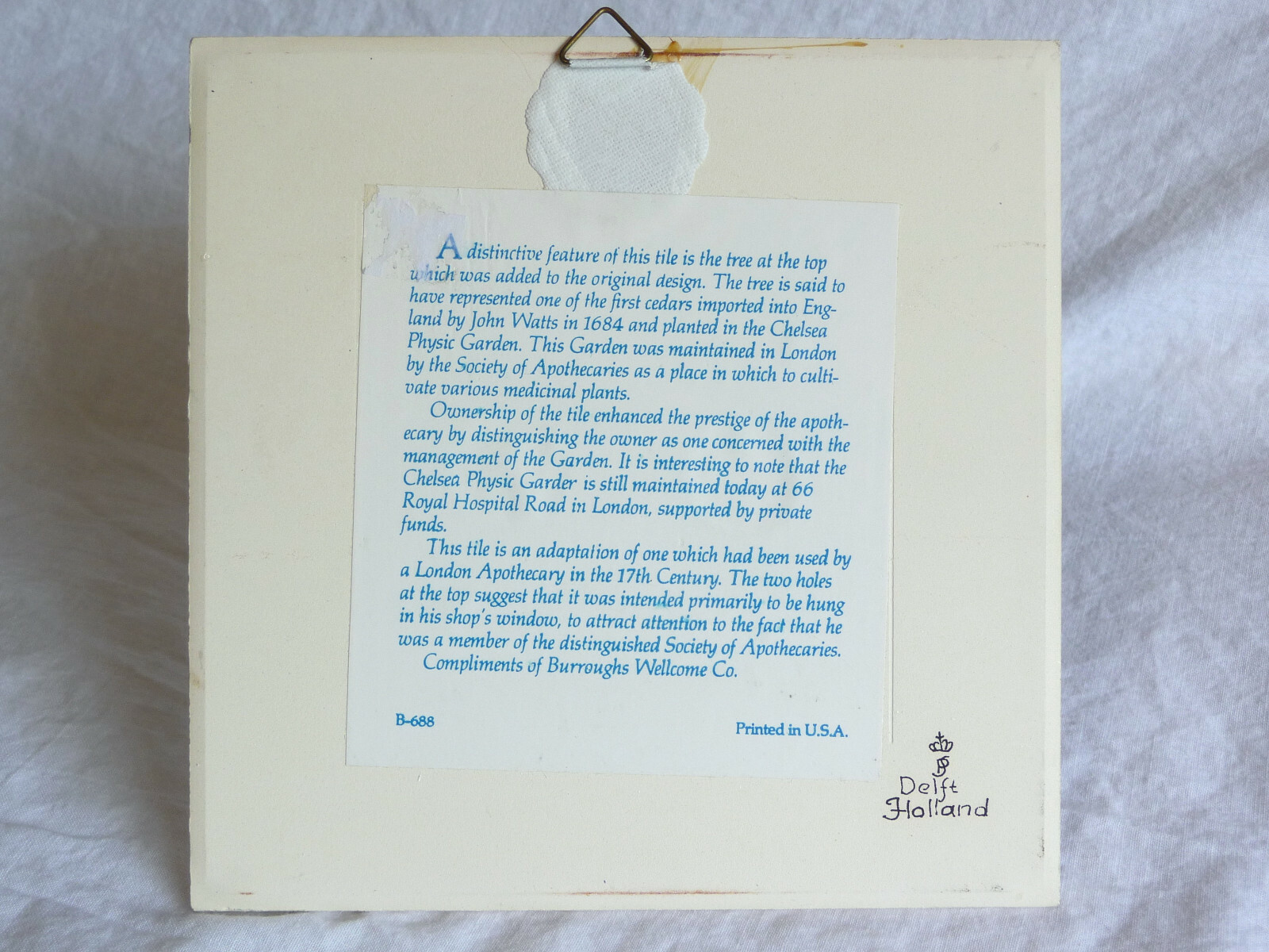 1981 BURROUGHS WELLCOME Pill Tile LONDON APOTHECARY’S CREST Delft Holland B-688
