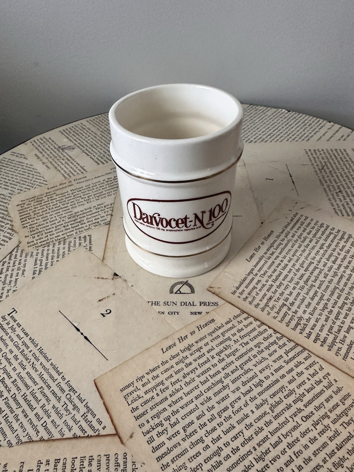 Vintage Lily Pharmaceuticals Davorcet N-100 Jar