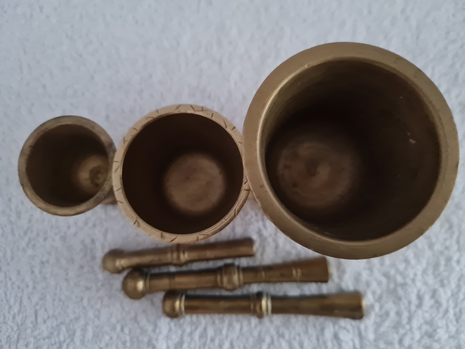 SET OF 3 ANTIQUE SOLID BRASS APOTHECARY MORTAR & PESTLE /DRUGGIST TOOL