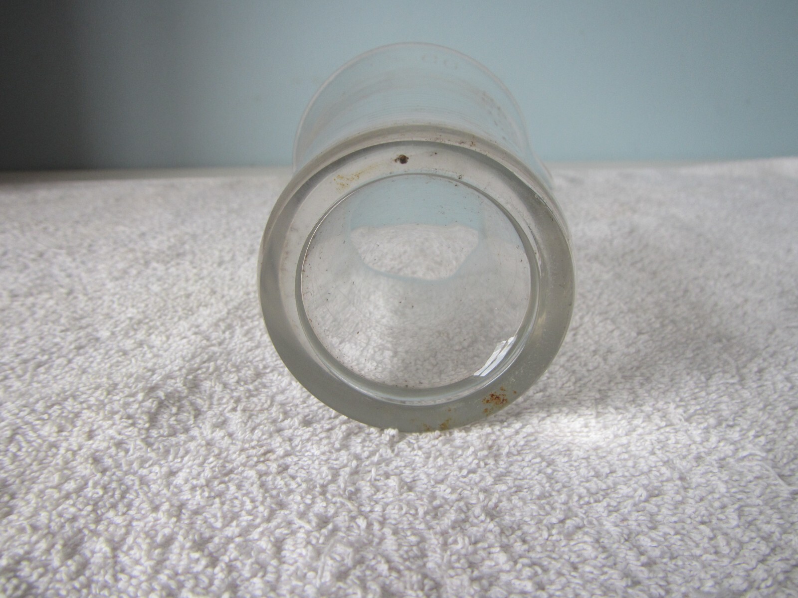 Vintage etched Glass Apothecary Measuring Cup Beaker w/ Spout 5″ 250 CC