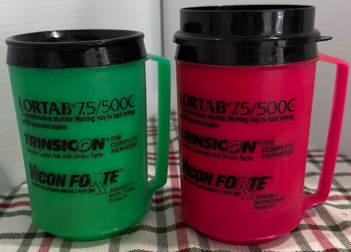 2 Lortab 7.5/500C Drug Aladdin Insulated Cups “May Be Habit Forming”