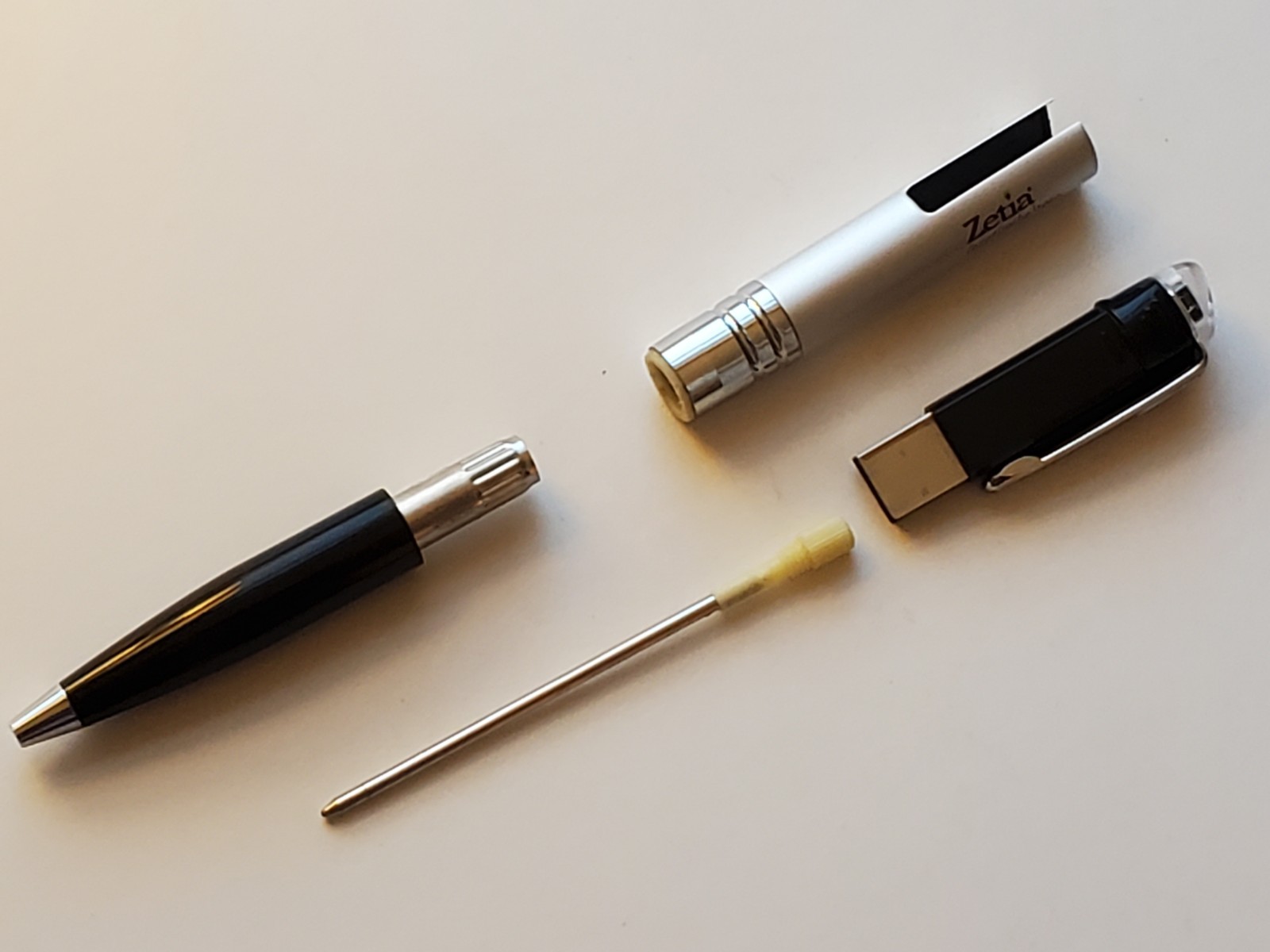 Zetia USB Drive Pen • Pharmaceutical Drug Rep Memorabilia • 124MB With 2007 PDF