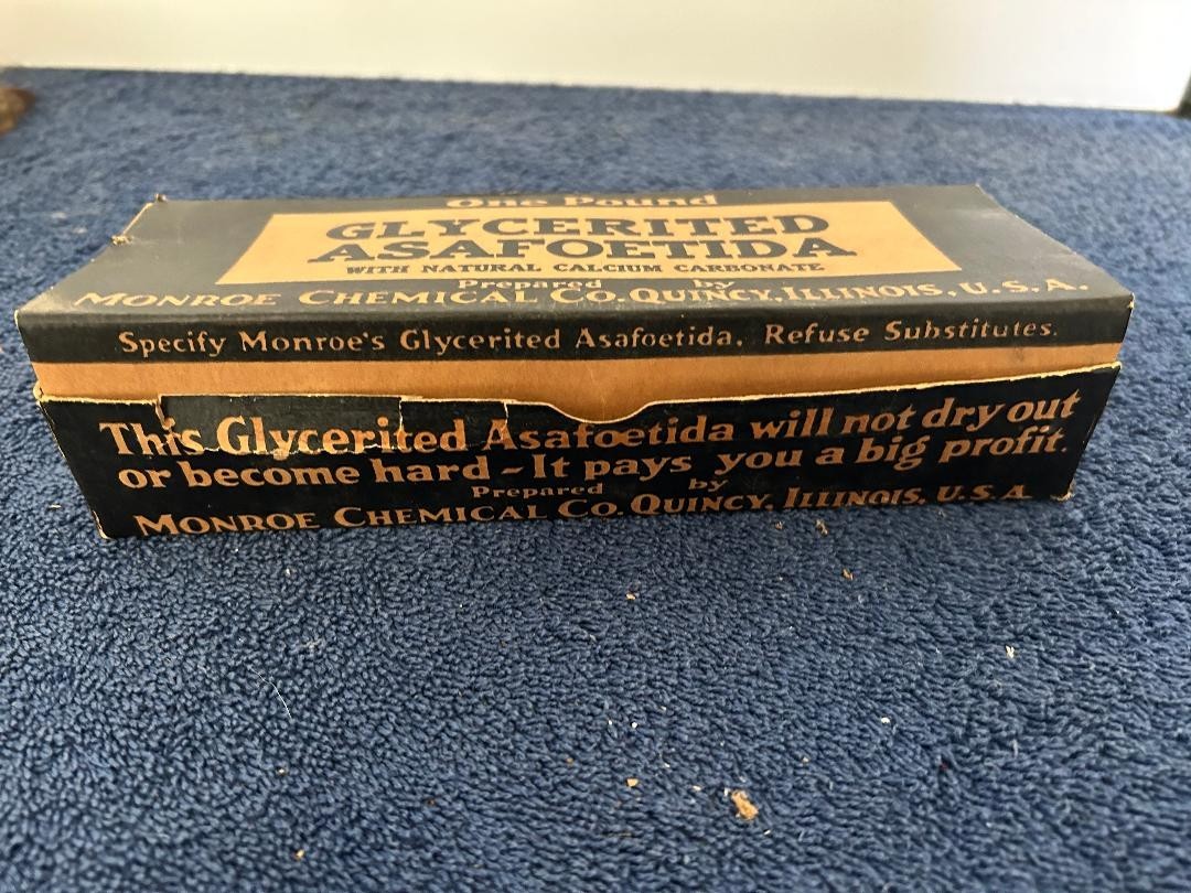 Vintage glycerited Asafoetida squares in original box w price tags in 1 lb box