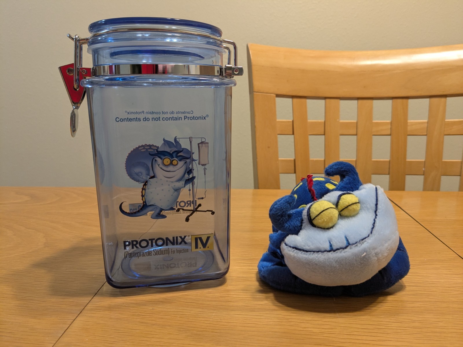 PROTONIX IV Pharmaceutical DRUG REP Clear Blue Plastic Canister With Rare Plush
