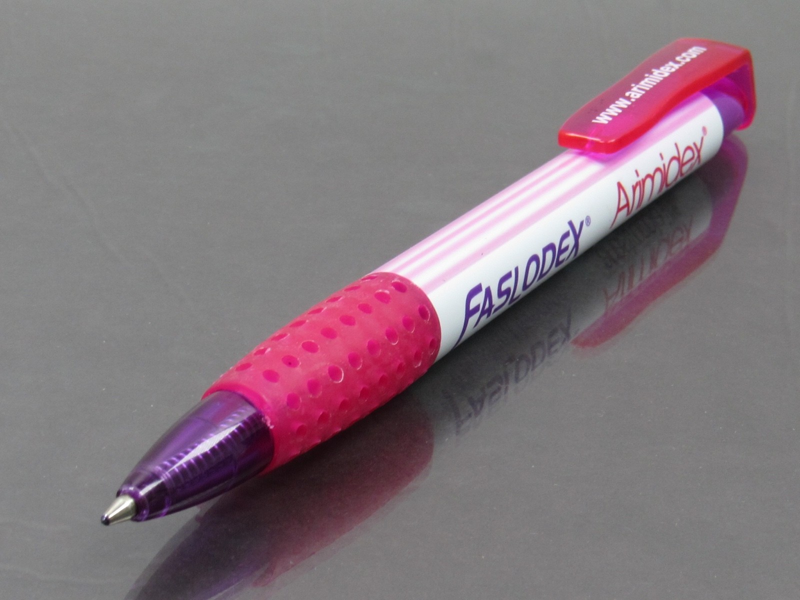 Beautiful Faslodex PEN Drug Rep Pharmaceutical Promo Advertising RARE Pink Grip