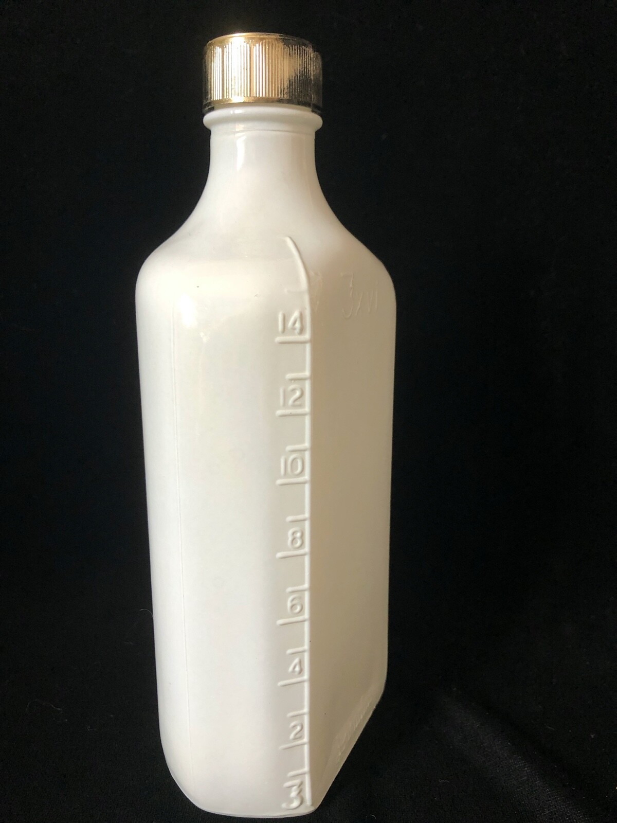 1972 Pharmacy Graduate Owens-Illinois University of Southern California Bottle .