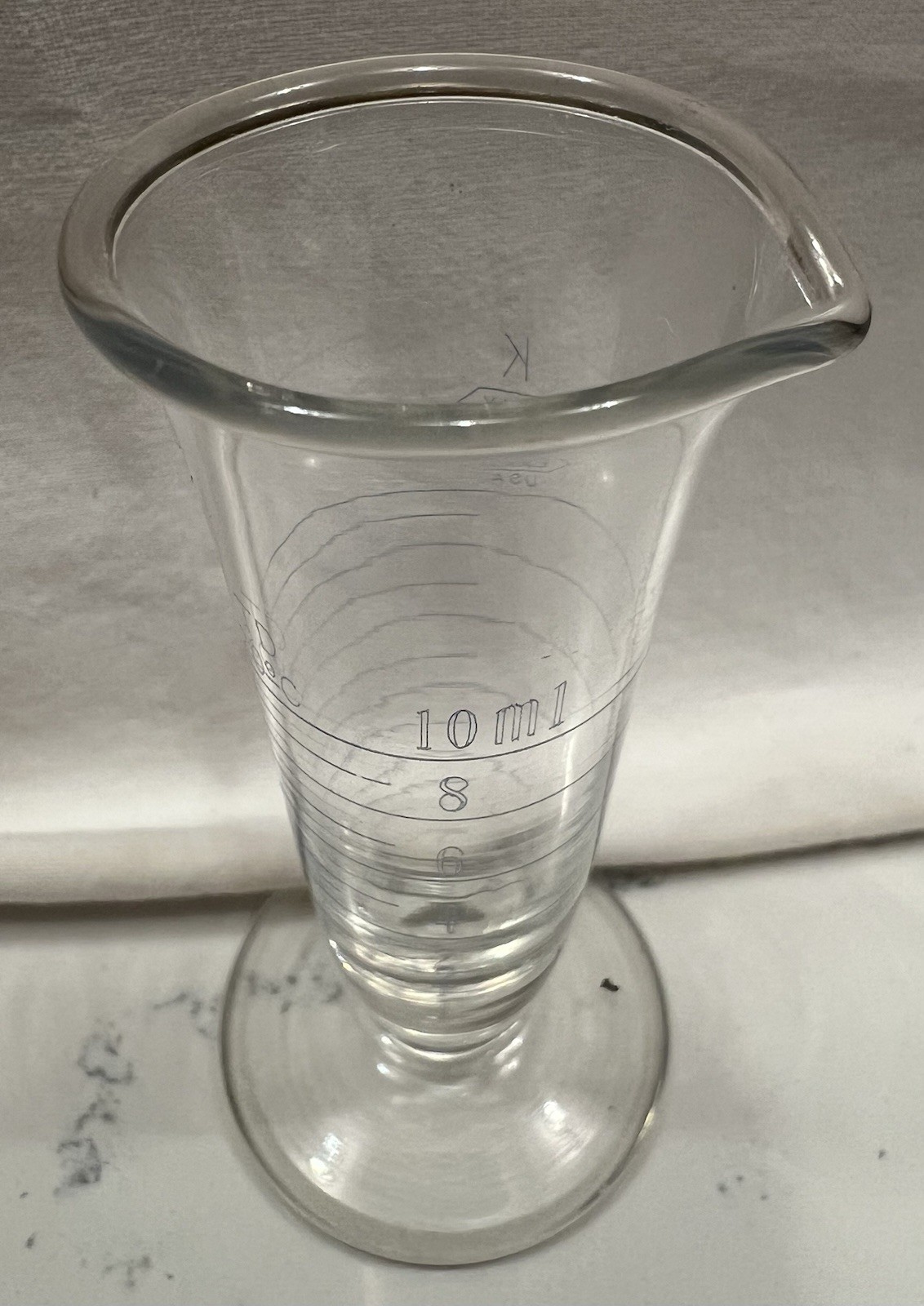 VTG Kimble Exax 10 ML Blue Calibrated Small Glass Apothecary Beaker 1940’s USA