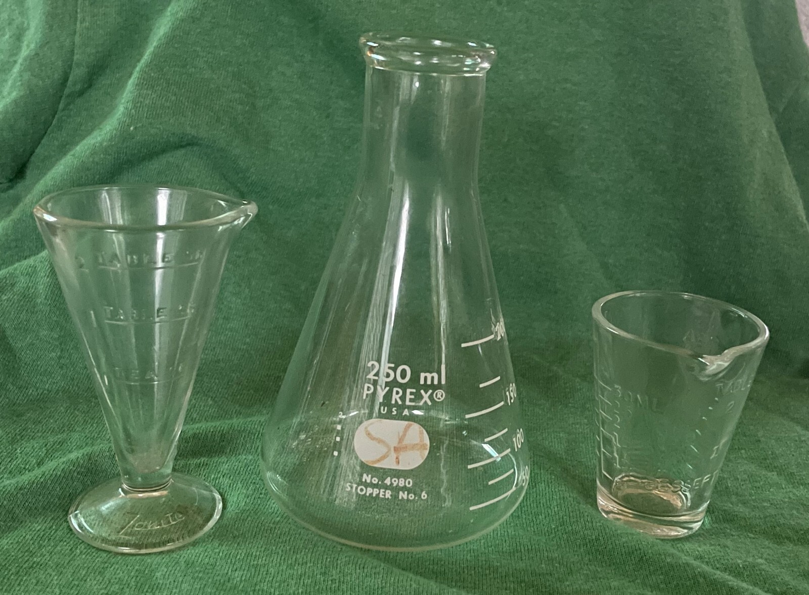 3 Vintage Beakers Zonite Glass 2 Tbsp Apothecary Measuring Beaker w/Spout Plus