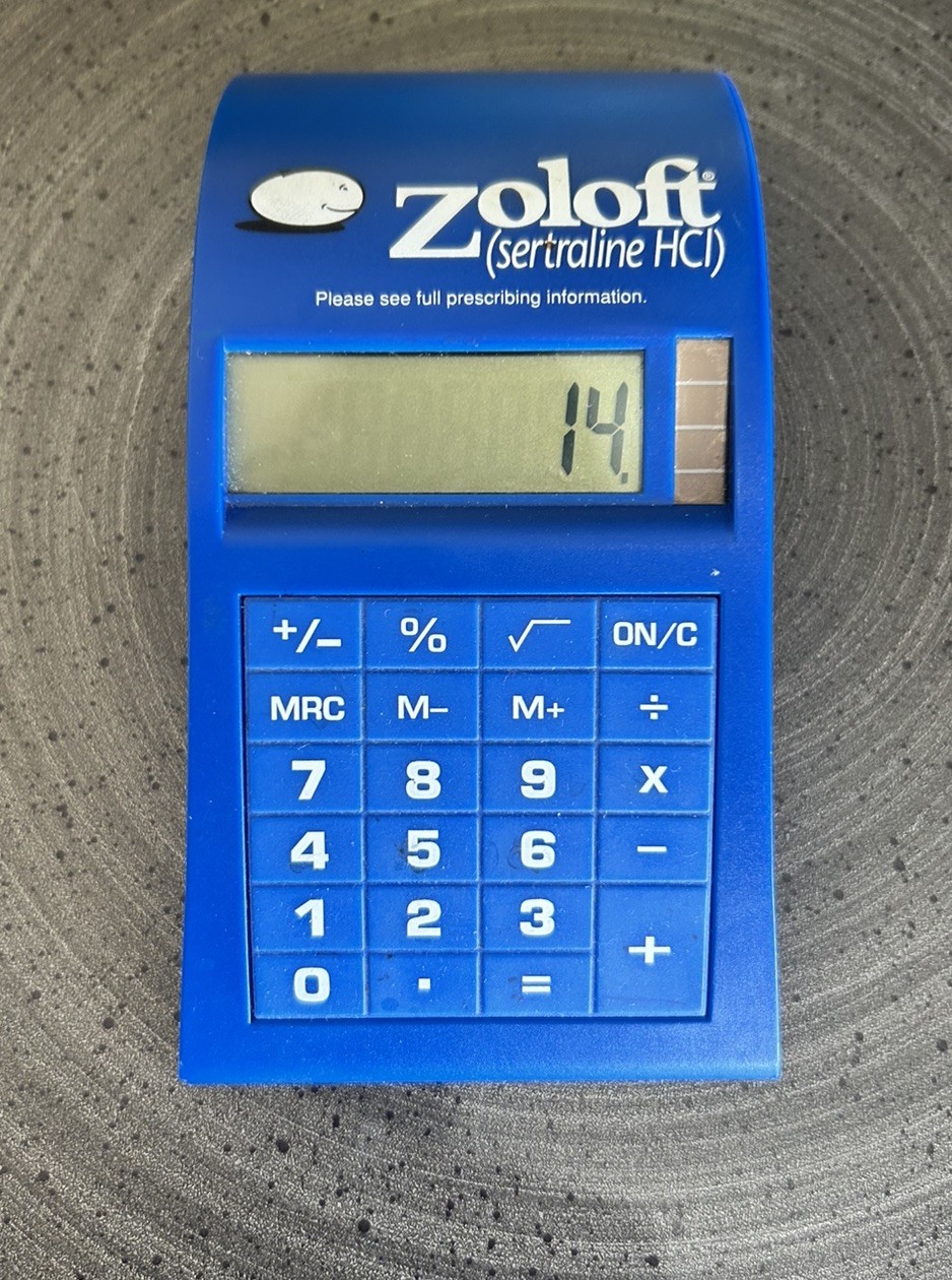 Pfizer “Zoloft” Curved Desktop Calculator Drug Rep Promotional Item 2005 Era