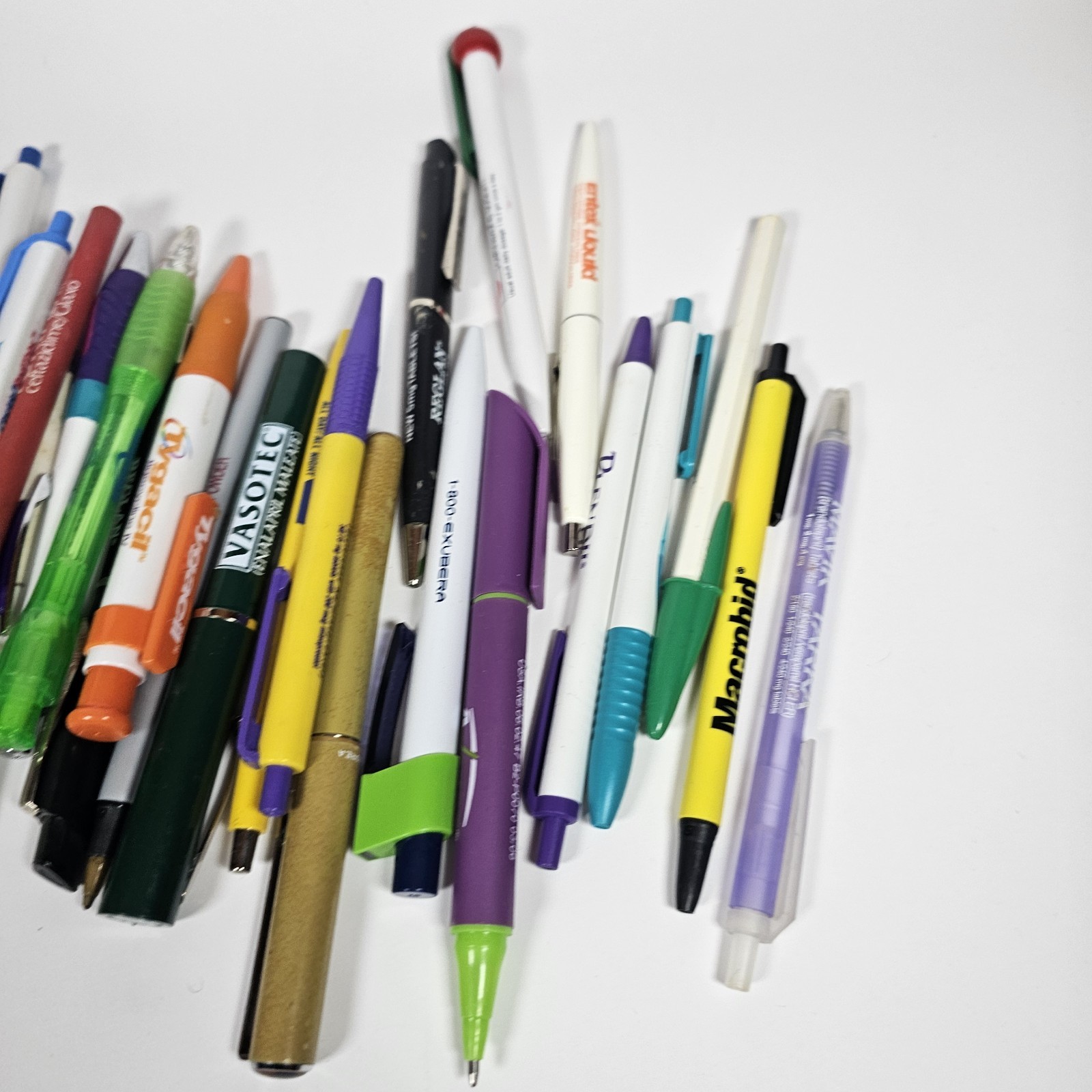 Lot Plastic Pharmaceutical Drug Rep Pens Medical Collectibles