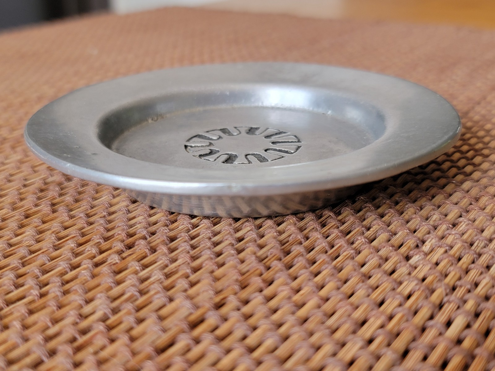 VTG *The UPJOHN CO* Cast Aluminum TRINKET DISH/4″ Ashtray Employee Service Award