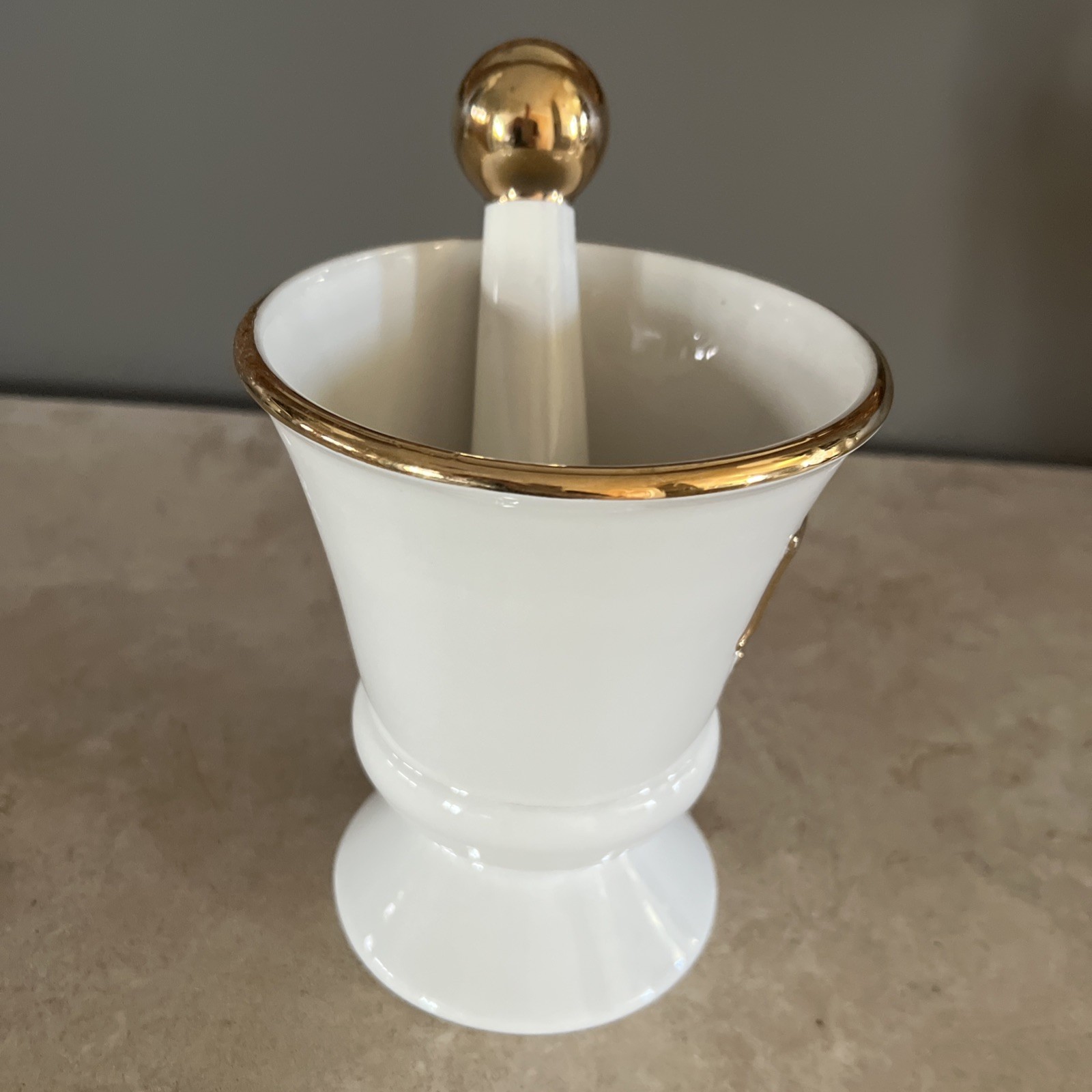 VTG. RX OWENS ILLINOIS PHARMACY MORTAR & PESTLE / GOLD GILDING APOTHECARY PIECE
