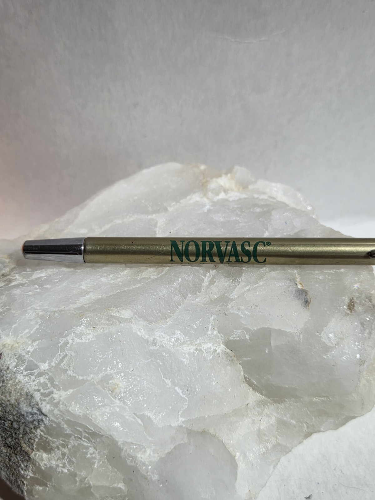 Rare Norvasc Pharmaceutical Drug Advertising Telescoping Pointer – Gold Color