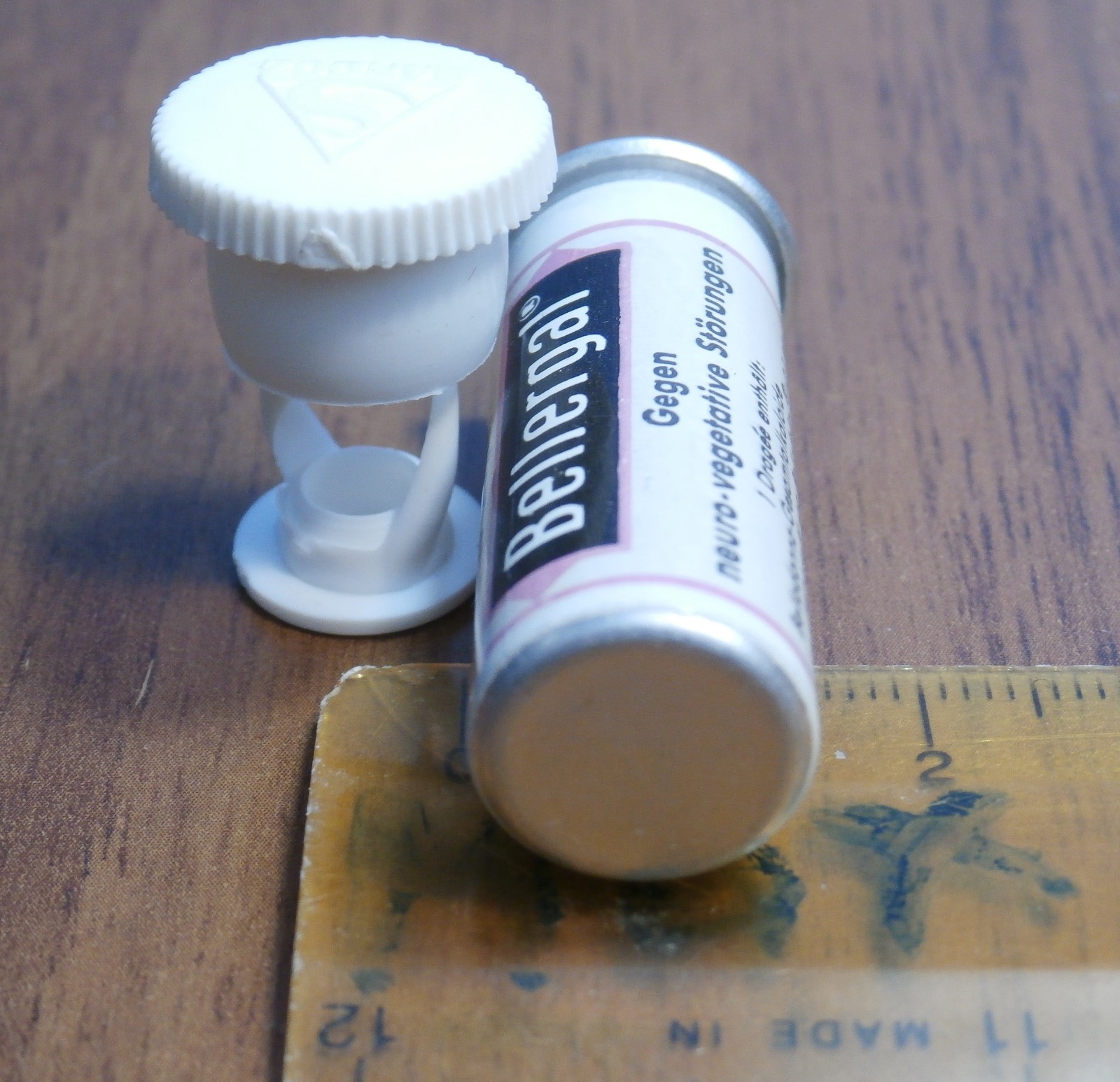 Vtg SANDOZ BELLERGAL MED. TIN BOX, Swiss Belladonna Gynergen Acid-Barbitulric