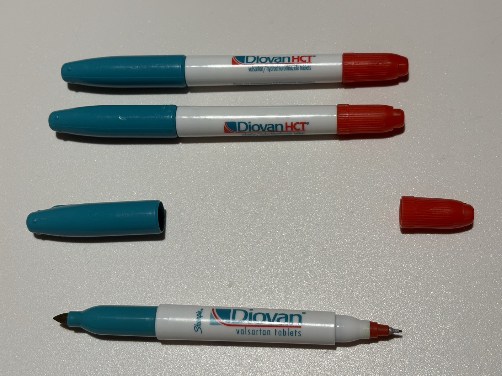 Diovan HCT & Diovan Branded Pharmaceutical Promotional Pens Lot of 3 Collectible