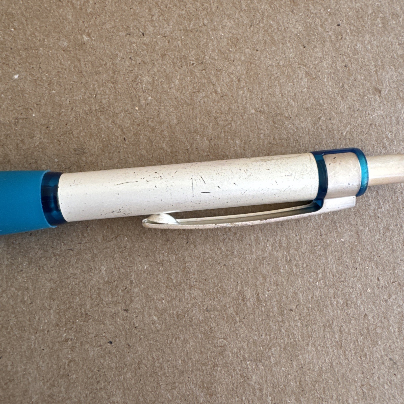 Lipitor Tablets Drug Rep Collectible Pen White Blue Green Thick Metal- Heavy