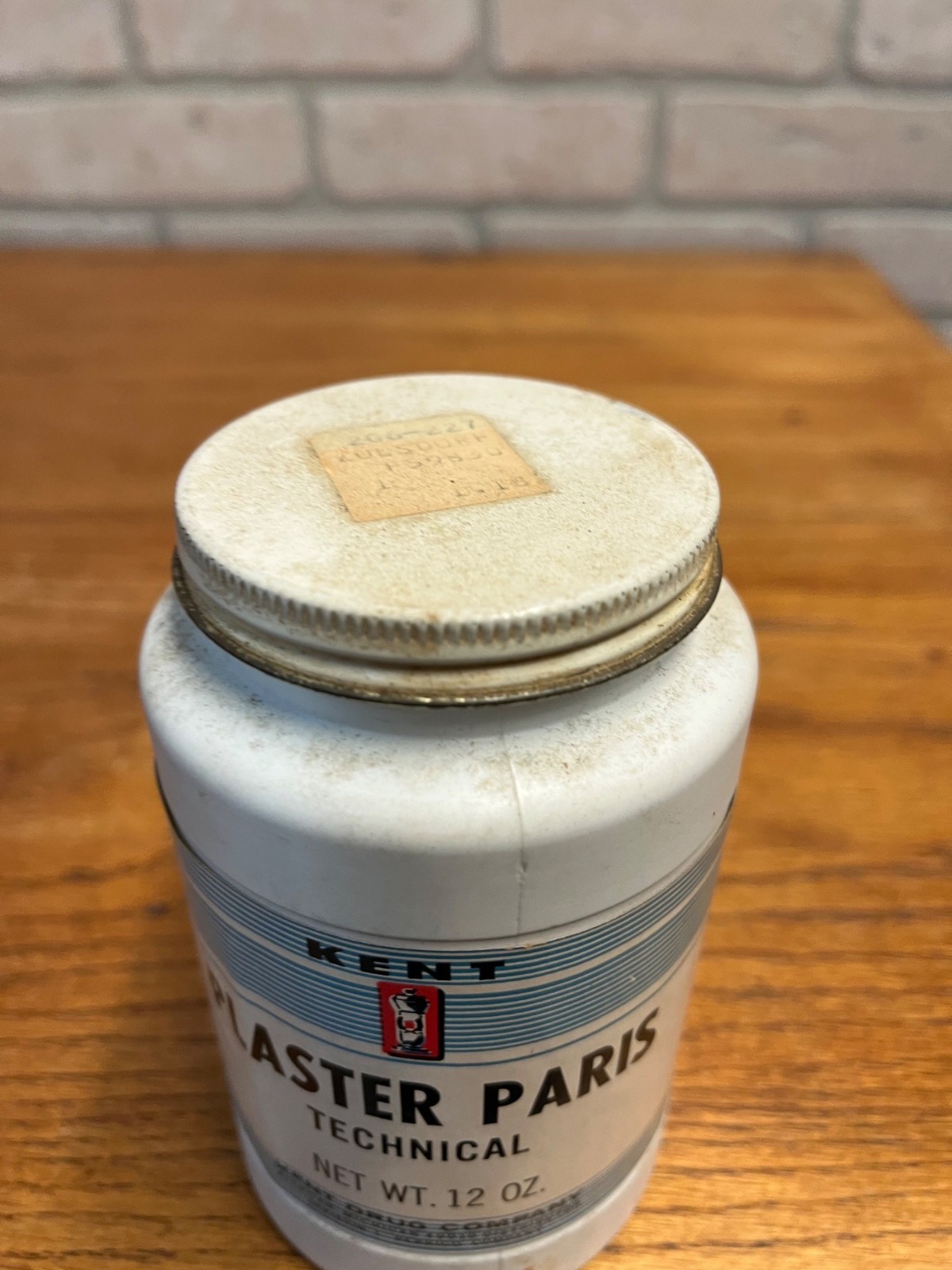 Vintage Kent Drug Company Plaster Paris Plastic Jar Can w/ Contents