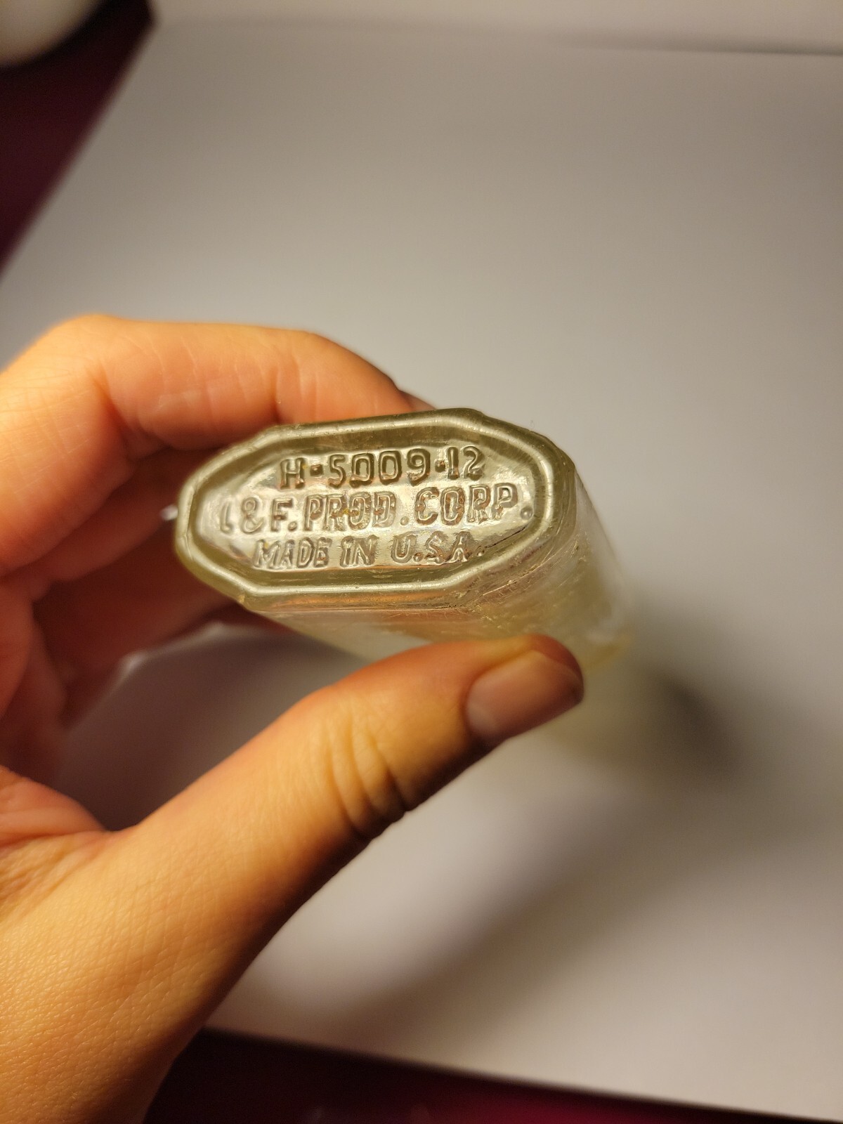 Vintage Glass – Sample Size Medicine Bottle