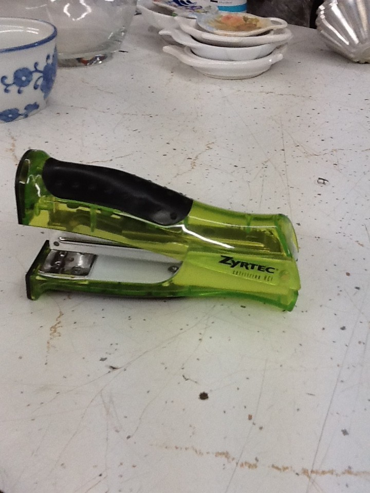 Zyrtec Staplers Drug Rep Pharmaceutical Collectable NEON GREEN ALLERGIES
