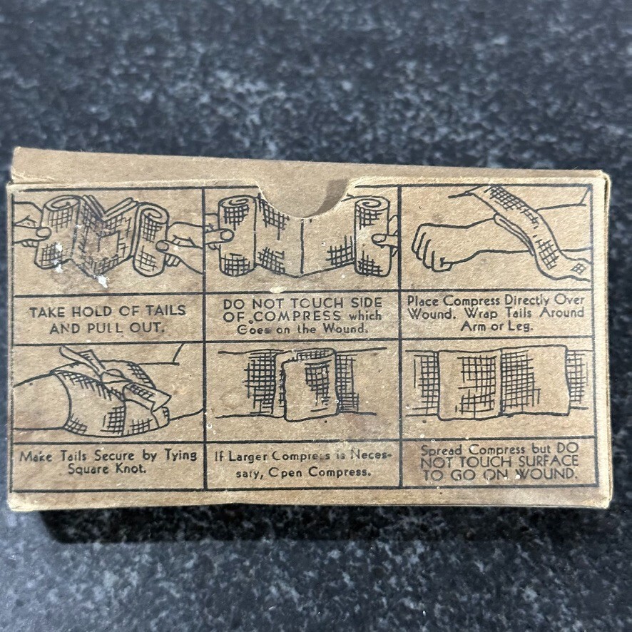 WW2 Antique Original Johnson & Johnson / Davis – Bandage Compress