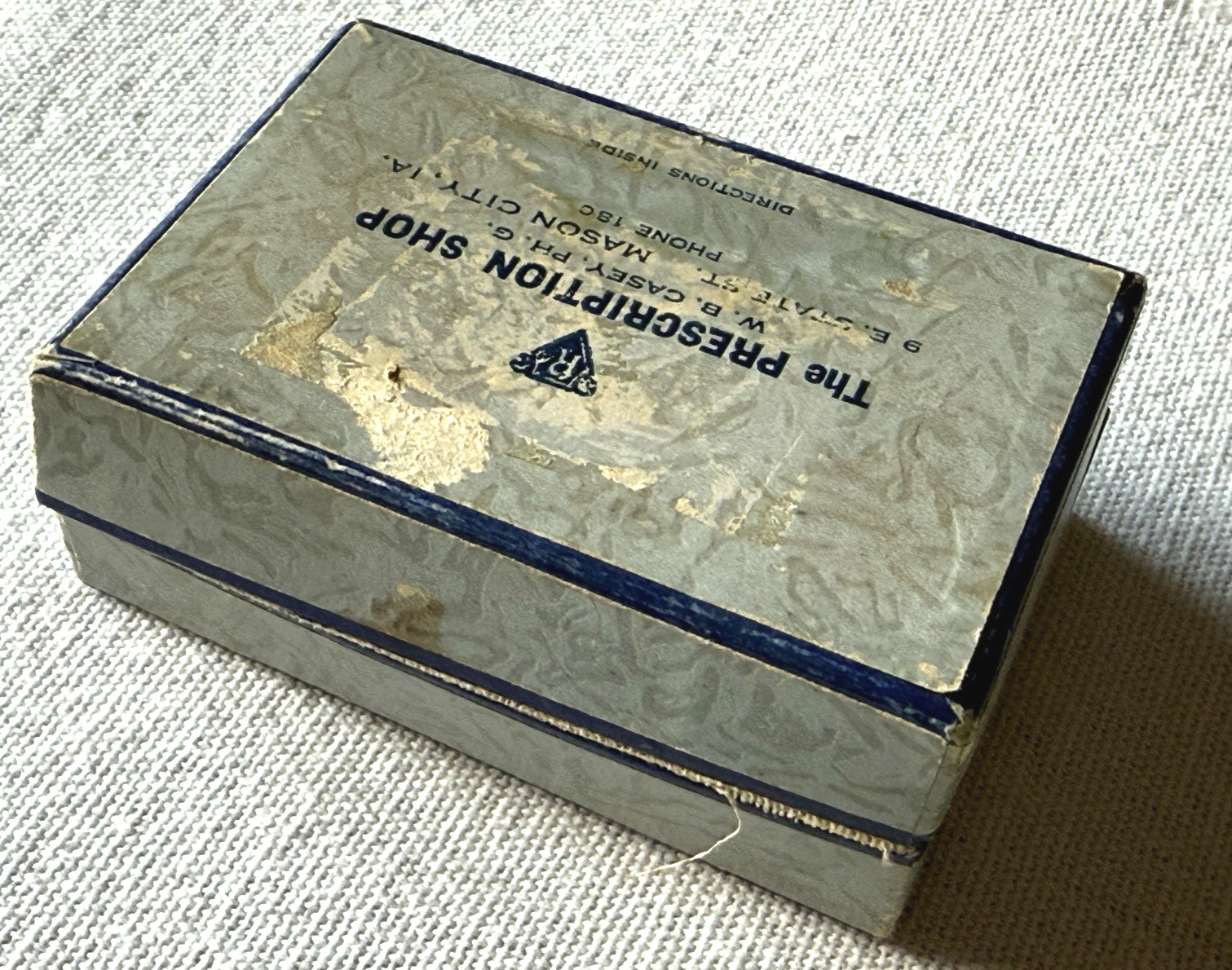 RX PRESCRIPTION CARDBOARD BOX, 1941. “The Prescription Shop” Mason City, Iowa.