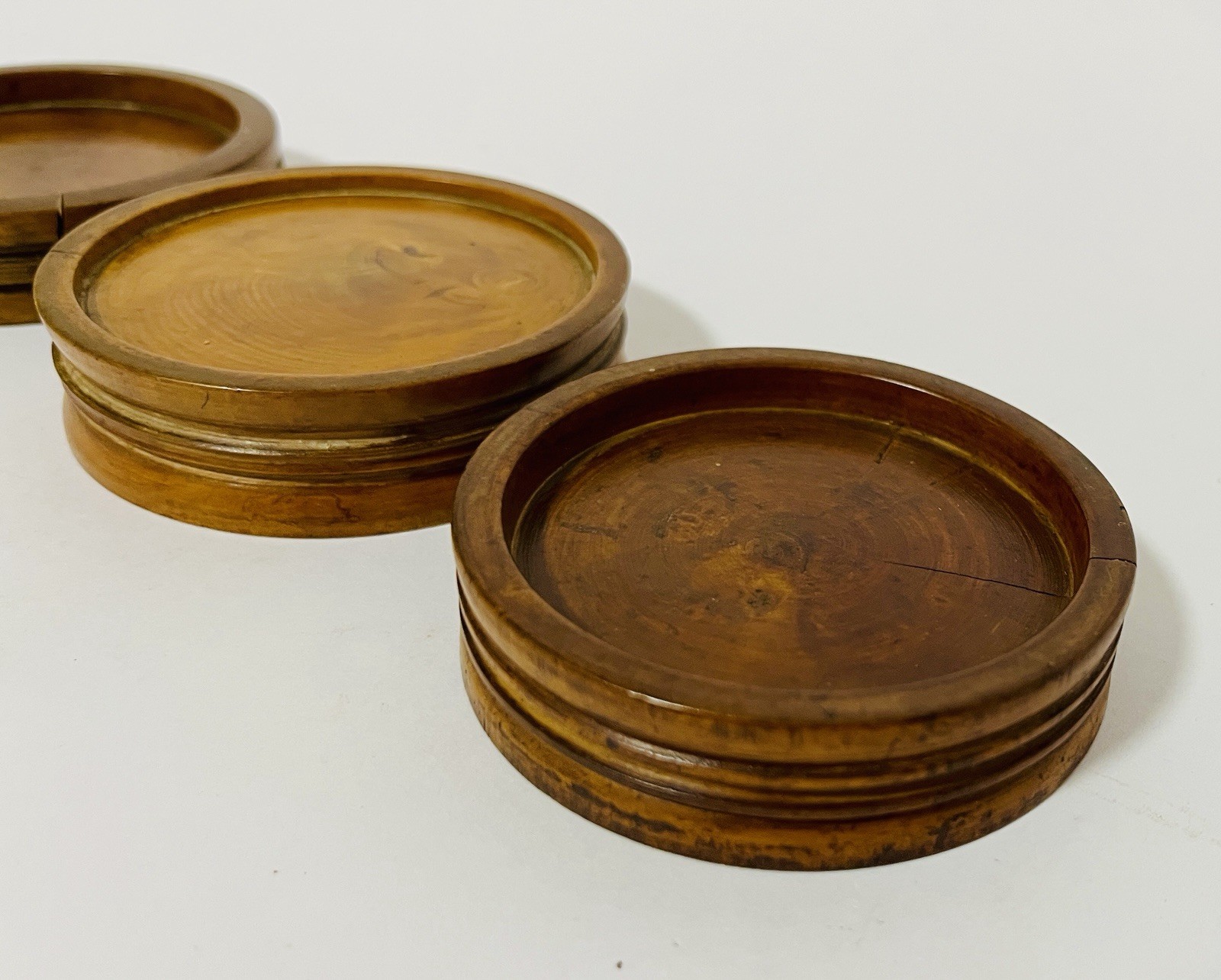 Original Antique Apothecary Chemist Turned Boxwood Treen Pill Rounders Finishers