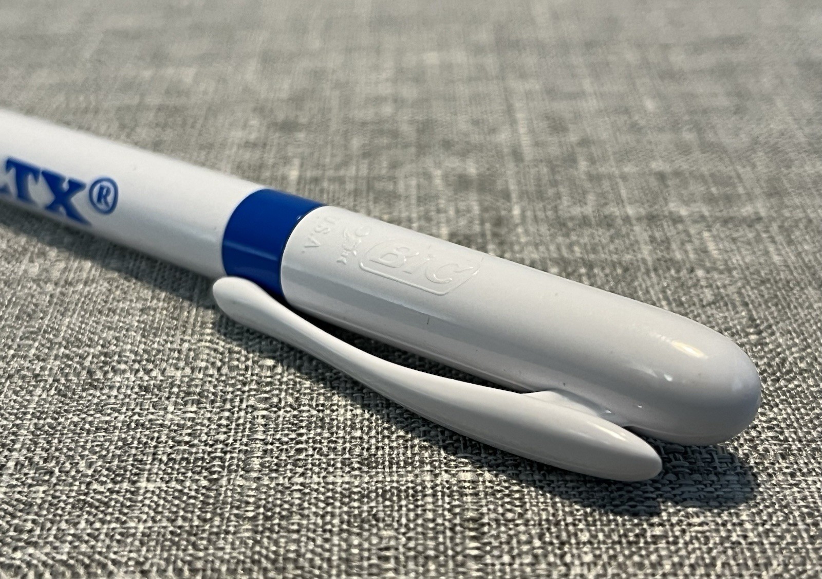 Foltx DRUG REP pharma pen – Bic brand – twist clicker – Free Shipping!