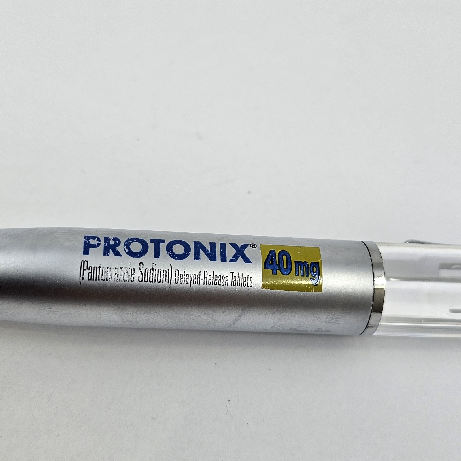 PROTONIX Floating Medical Drug Rep Pen / Pharmaceutical Heavy Metal Pen Blue Cat