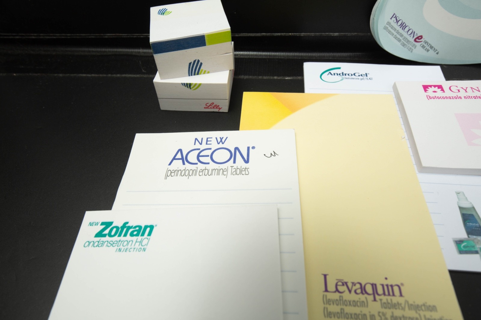 Drug Rep Pharmaceutical Partial Sticky Notes Stapler Pharma Lot Vtg