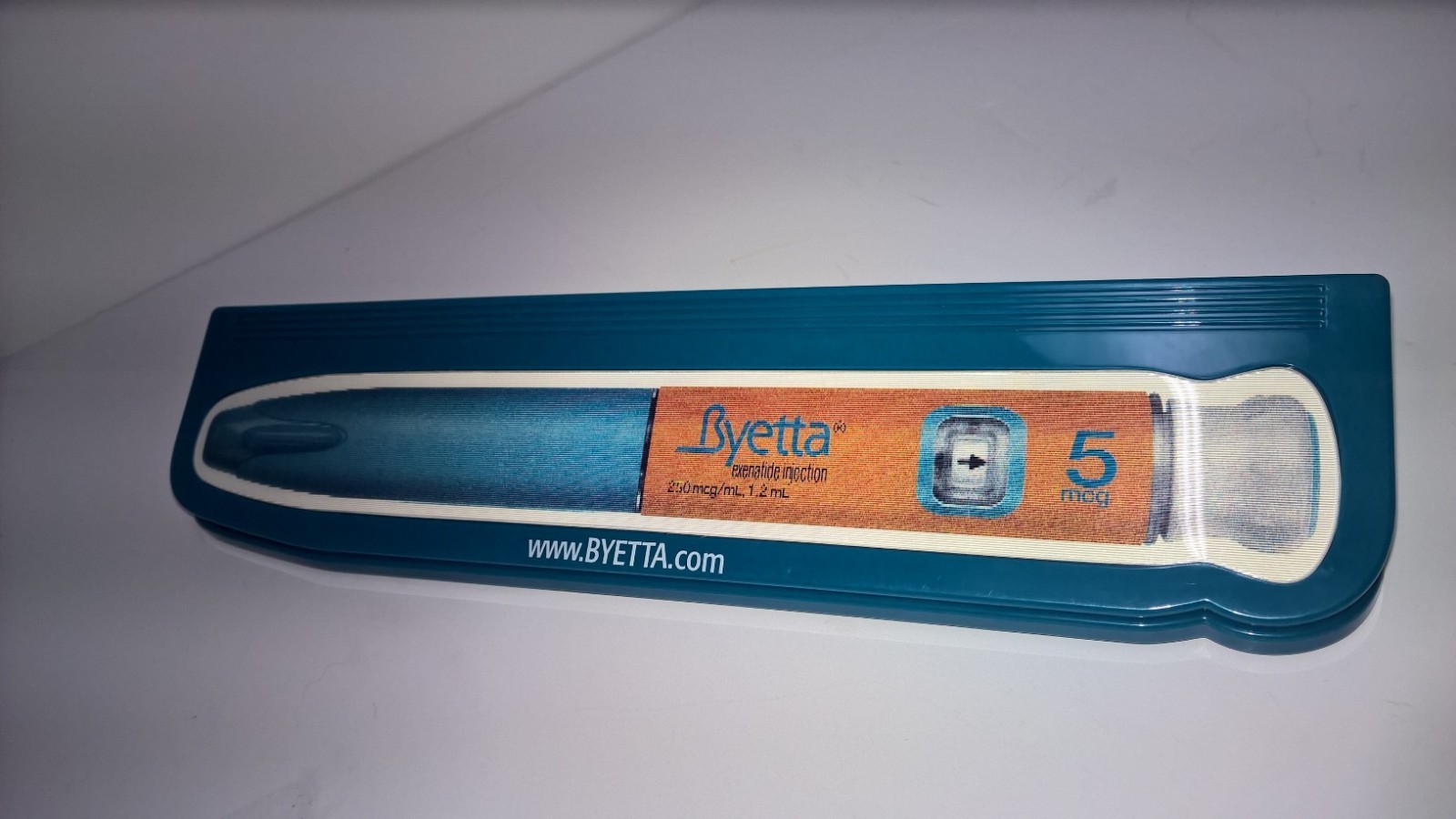 Byetta Drug Rep holographic MAGNET clip pharmaceutical collector memorabilia NEW