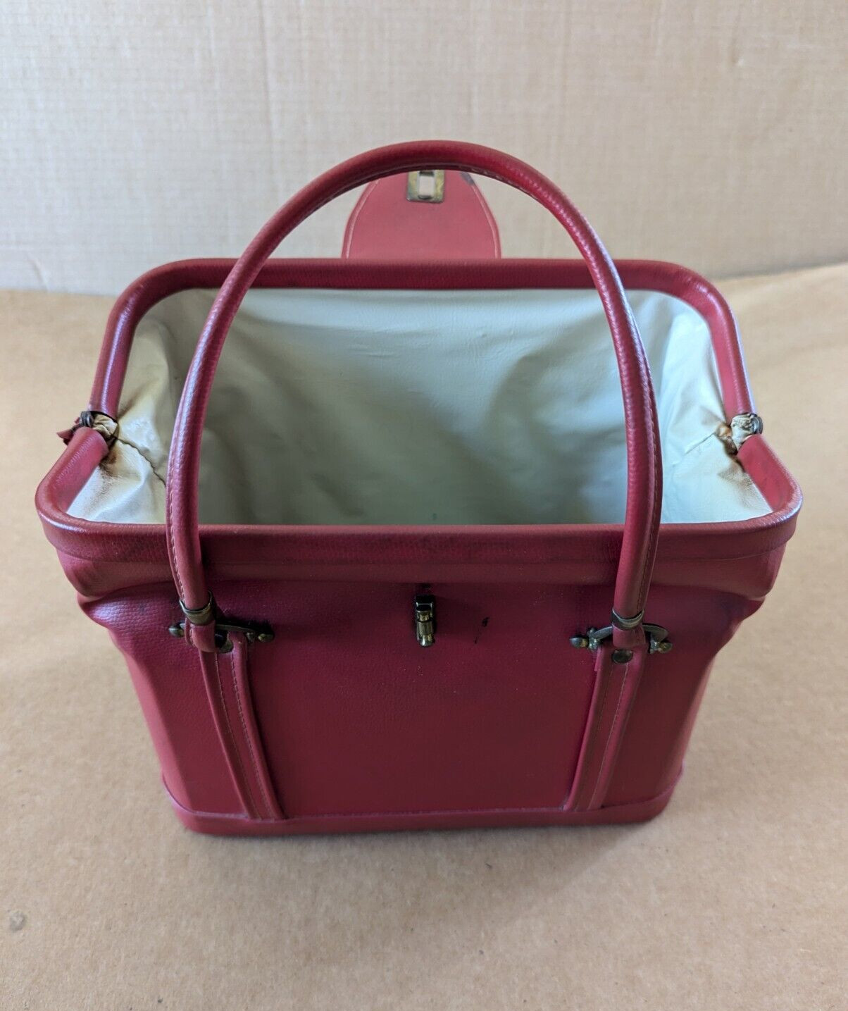 Rare! Vintage Burgundy Maroon Thick Heavy Leather Travel Doctor’s Bag Apothecary