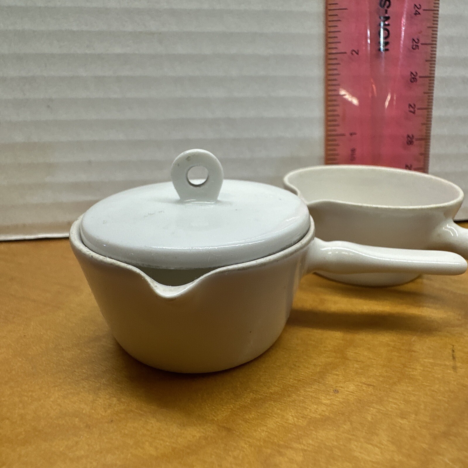 LOT Vintage COORS USA 180-0 B34 medical science porcelain pot with lid & spout