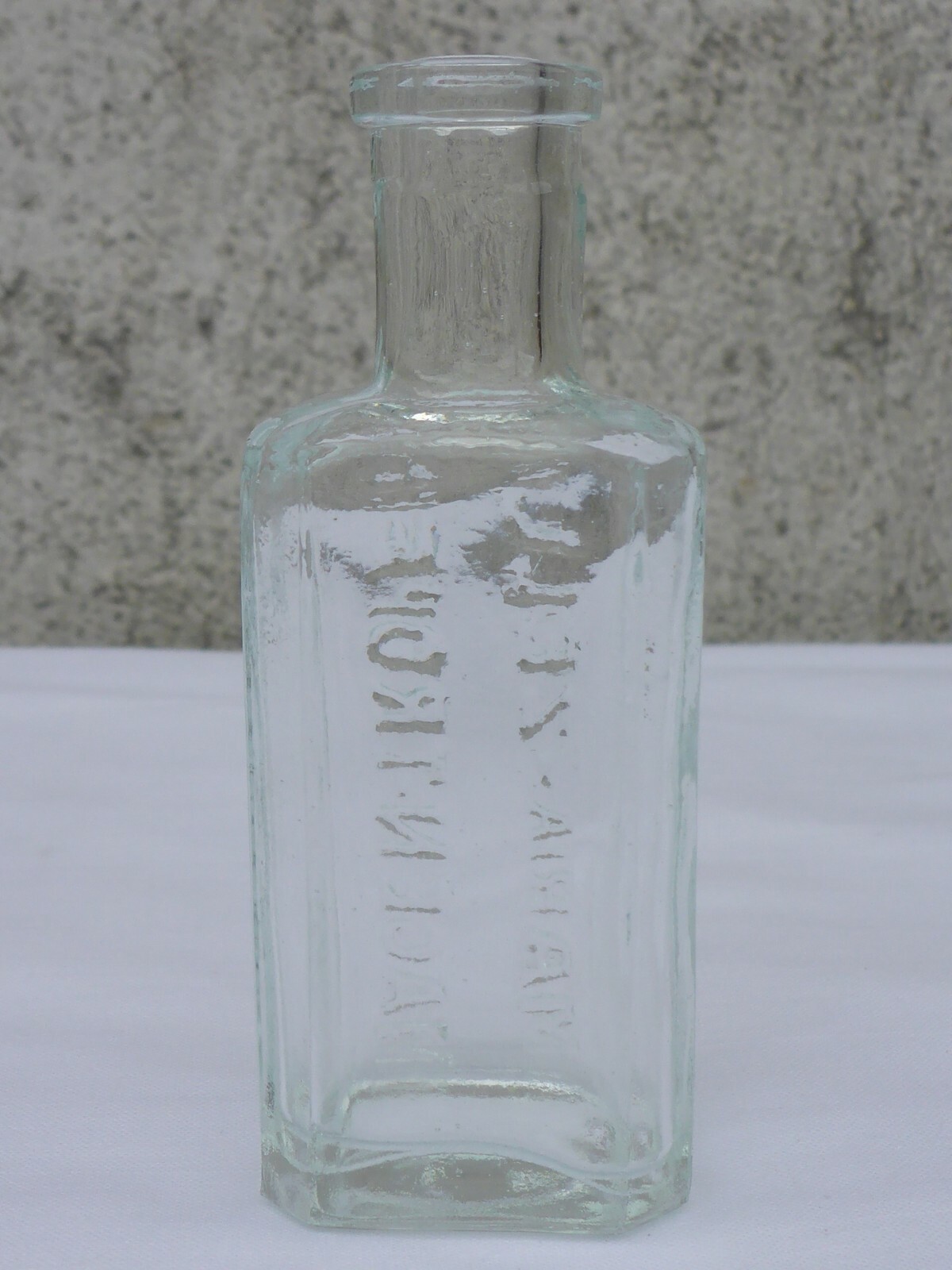 2X Old Small Medicine Glass Pharmacy Apothecary Bottle Maria Zeller Magnet Drops
