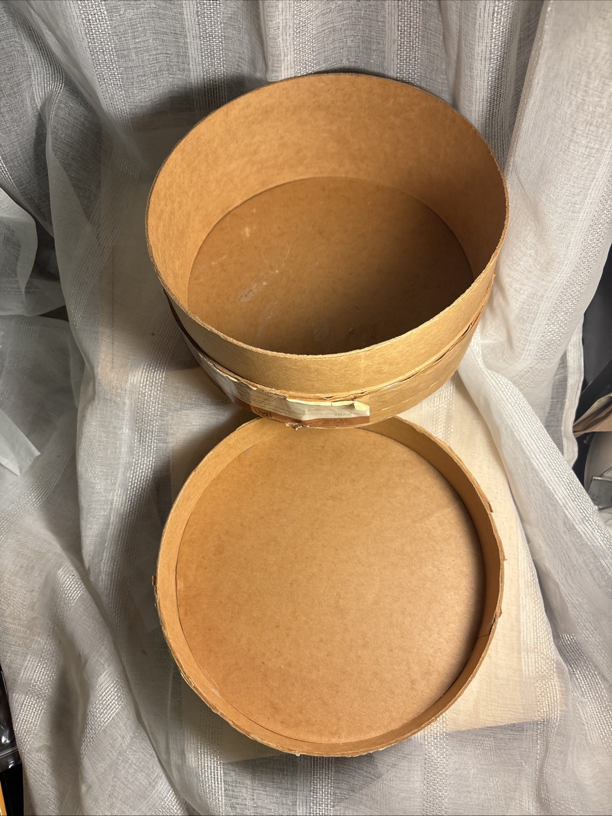 VTG Round Cardboard Pharmacy Container & Lid *Empty Continental Can Co NY Unique