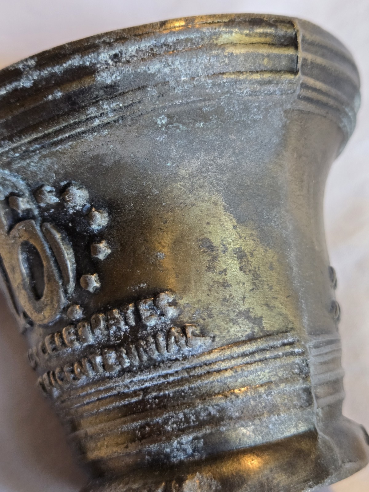 1976 US Bicentennial Bronze Pharmacy Mortar and Pestle Liberty Bell Design