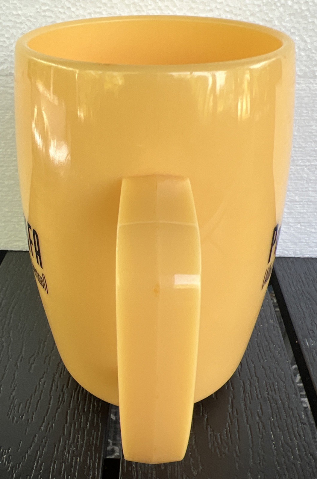 NEW Proventil HFA Yellow Plastic 16 oz Coffee Mug Pharmaceutical Rep USA Unused