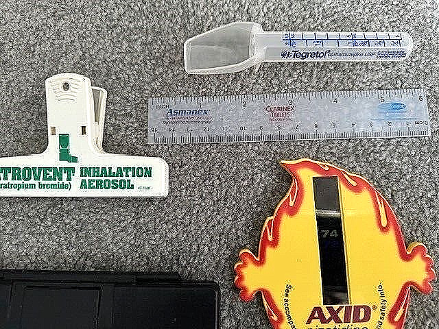 pharmaceutical: 6 (six) drug rep promotional collectibles