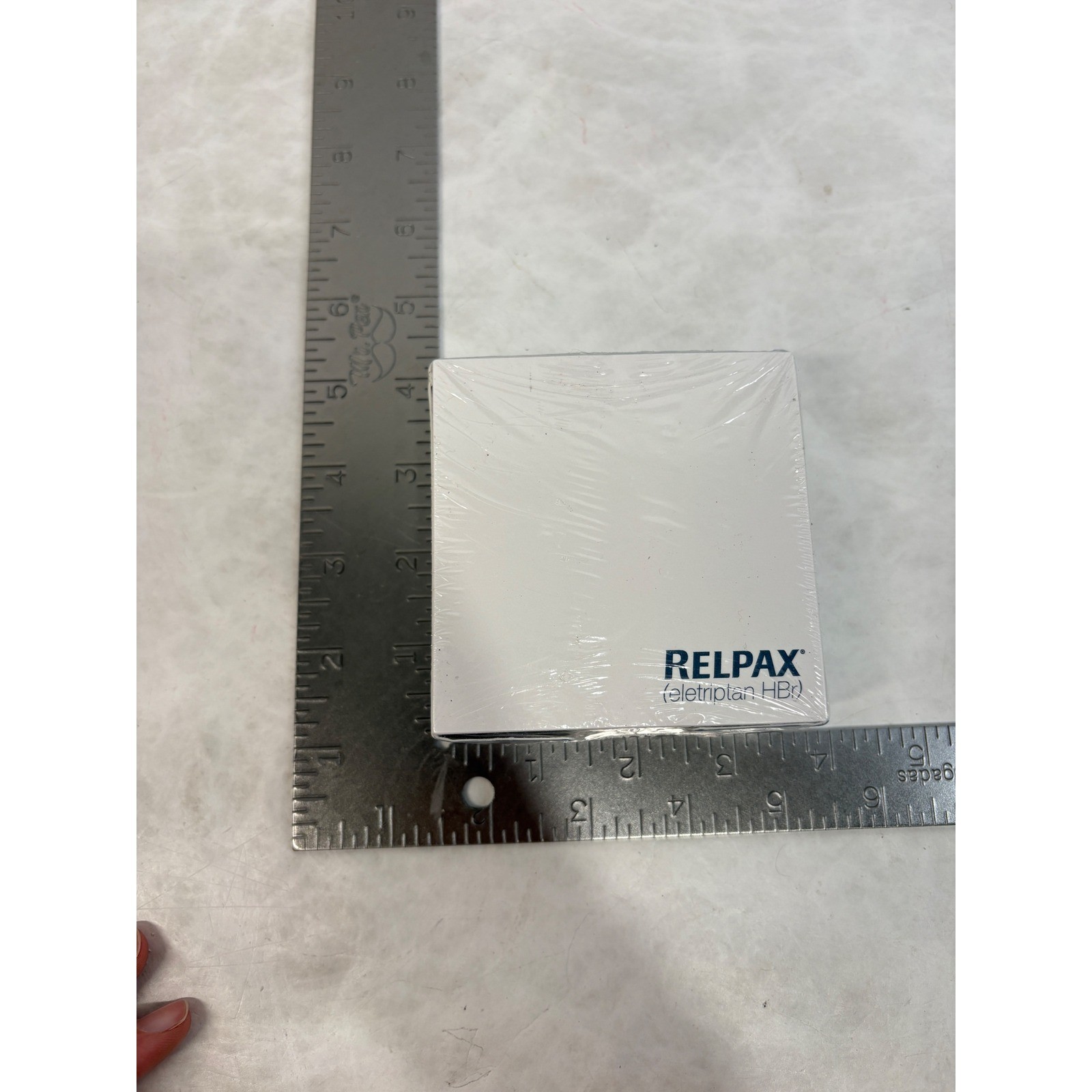 Relpax Eletriptan HBr Pharma Drug Rep Sticky Note Pad Holder Sealed New