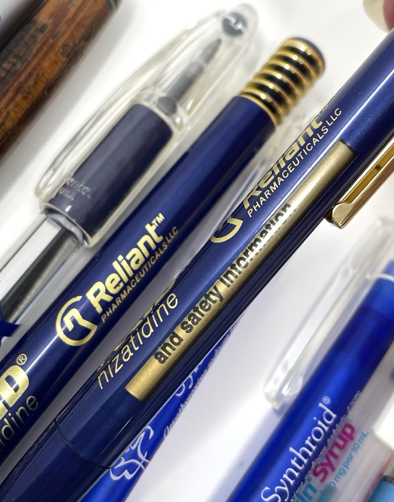 Lot of 18 Pharma Pharmaceutical Logo Ink Pens Duragesic Xopenex Axid Claritin