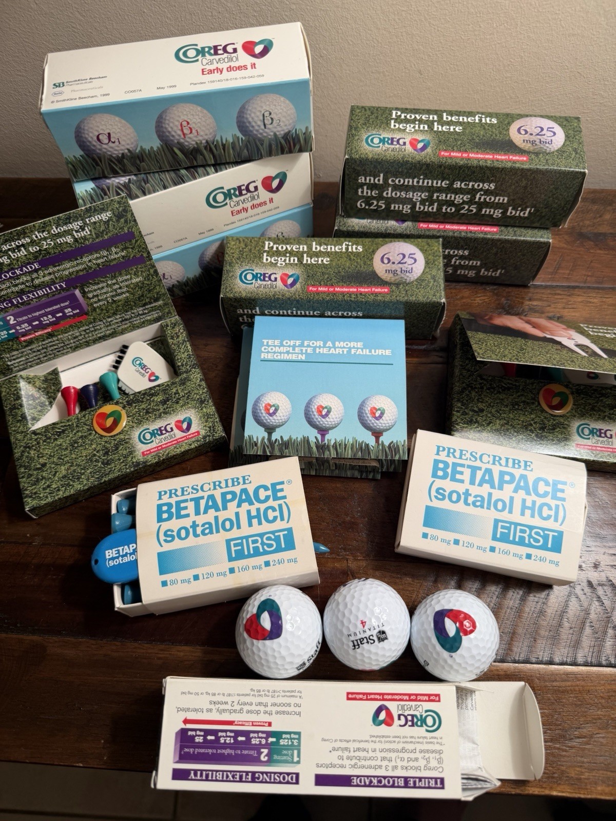 Pharmaceutical Drug Rep Collectibles Golf Balls Tees Sales Rep Advertising Heart