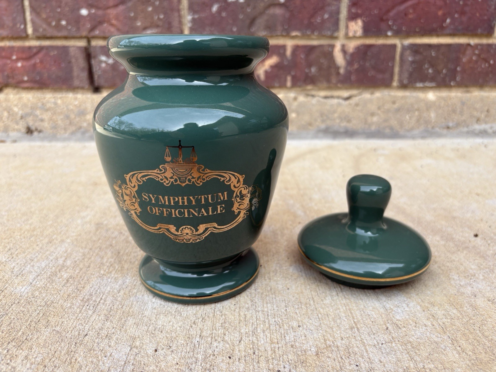 Vintage Eli Lilly Apothecary Jar “Symphytum Officinale” Ceramic Gilt Trim 8.5″ H