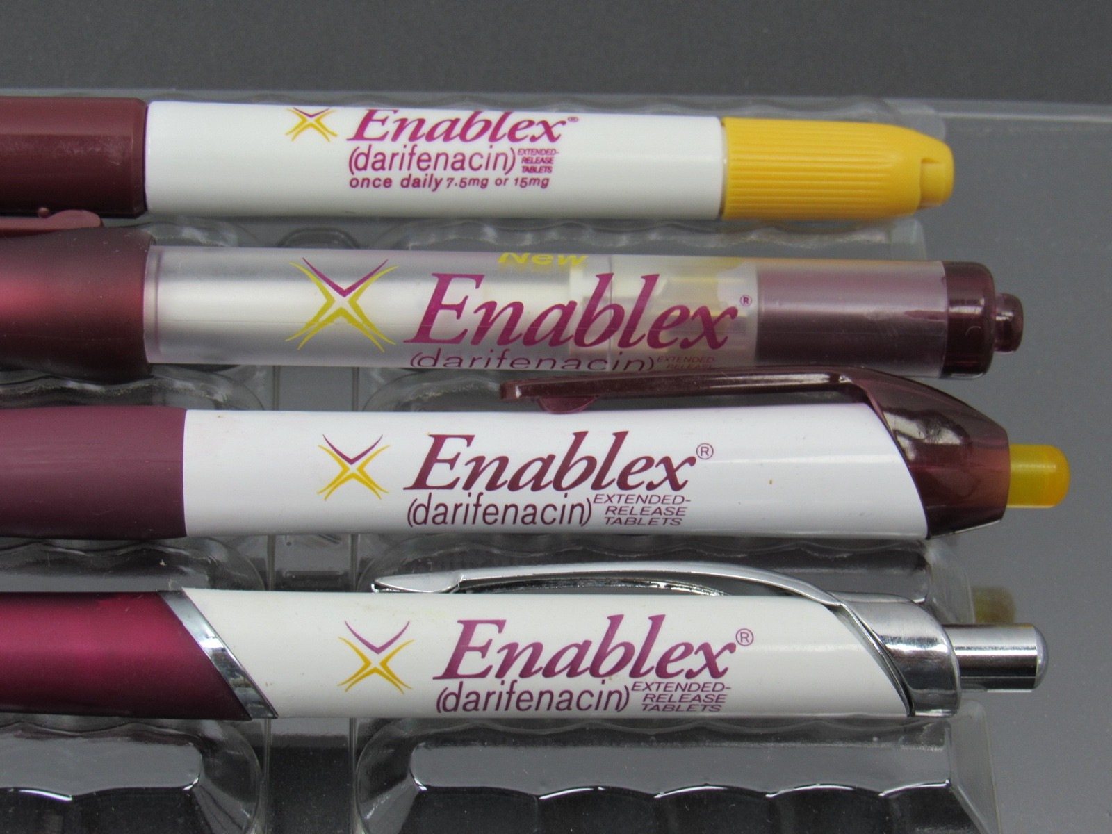 Lot of 4 Enablex PENS Drug Rep Pharmaceutical Promo Medical Advertising 1 Marker