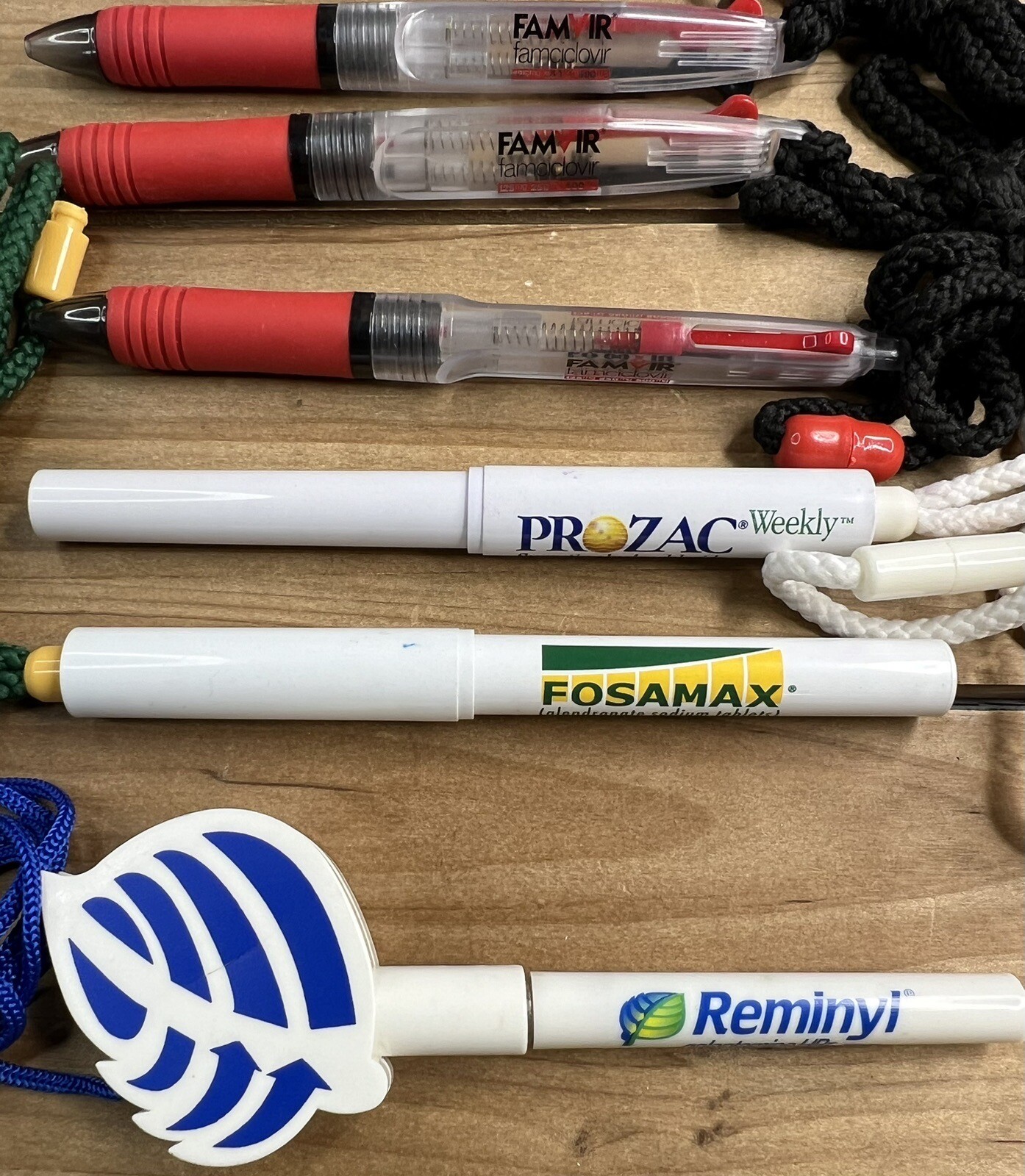 10 Rare Pharmaceutical Drug Rep Pens Lanyards Fosamax Enablex Famvir Zoloft LOOK