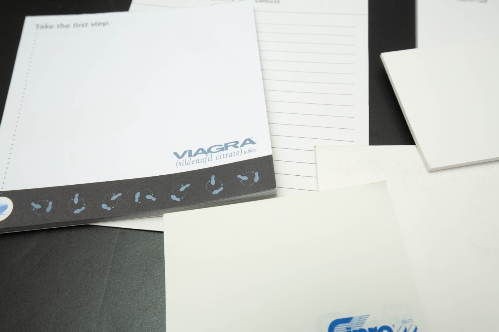 Vtg Pharmaceutical Drug Rep Partial Sticky Notes Notepads Stapler Pharma Lot