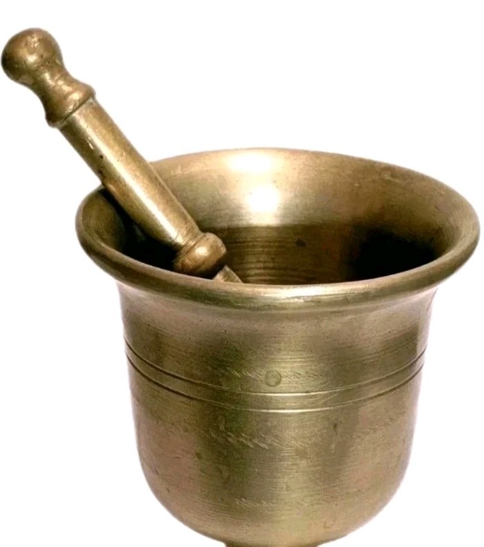 Apothecary 5.3lb Brass Mortar and Pestle 6″x4.75″ Chalice Goblet Form Vintage