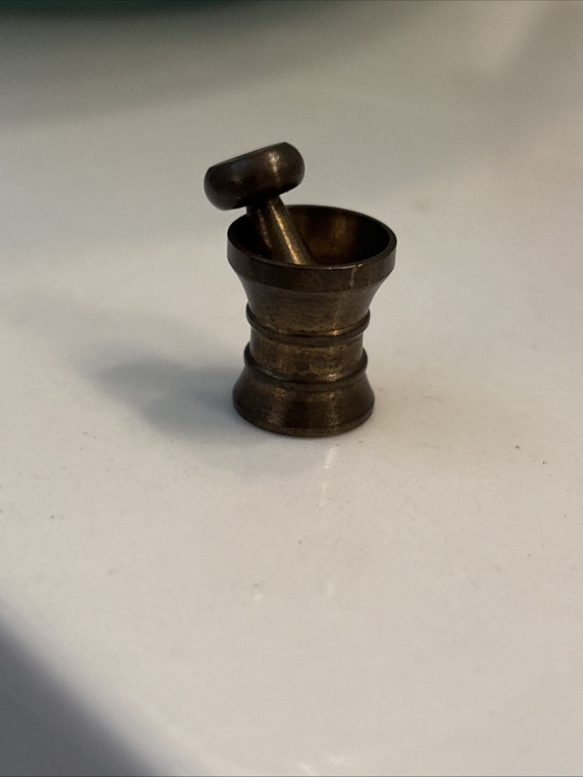 Miniature 1/2. ” Mortar & Pestle Antique Solid Brass? Bronze?