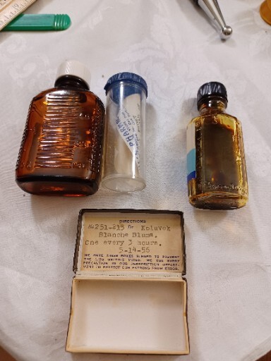 Lot of 4 Pharmacy Prescription Containers/Bottles – 1950’s – 1960’s Illinois