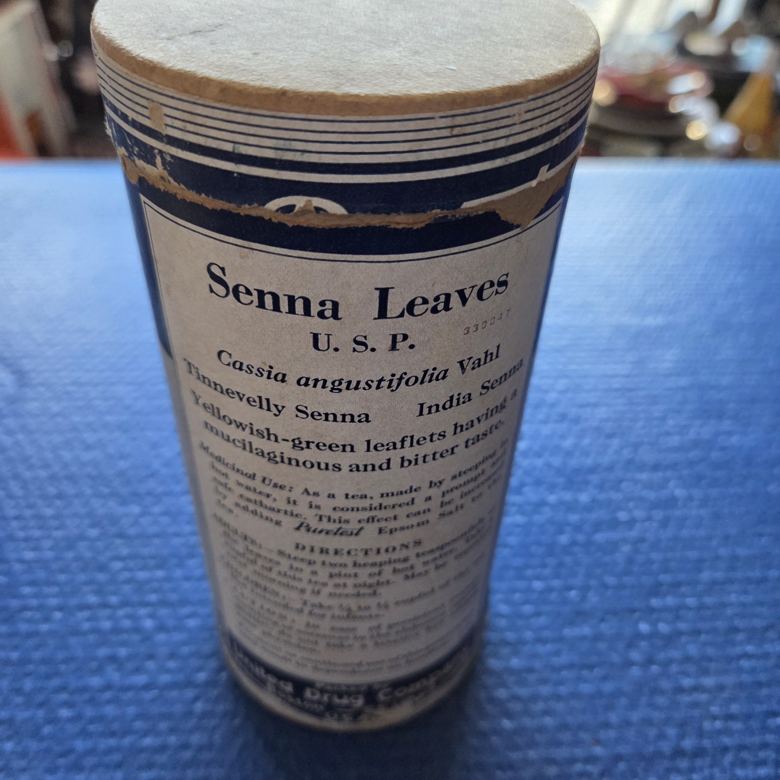 Vintage 1930s–40s Senna Leaves U.S.P. PharmacyDrugstore Herb CardboardContainer