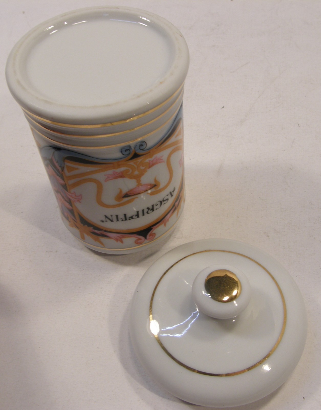 VINTAGE PORCELAIN ASCRIPTIN APOTHECARY PHARMACY JAR W/LID DRUG REP PHARMA